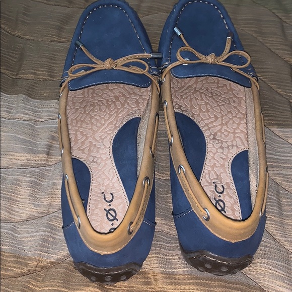 Flats - Picture 2 of 2